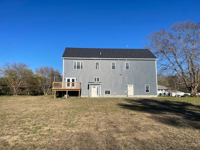 236 Elm St, East Bridgewater, MA 02333