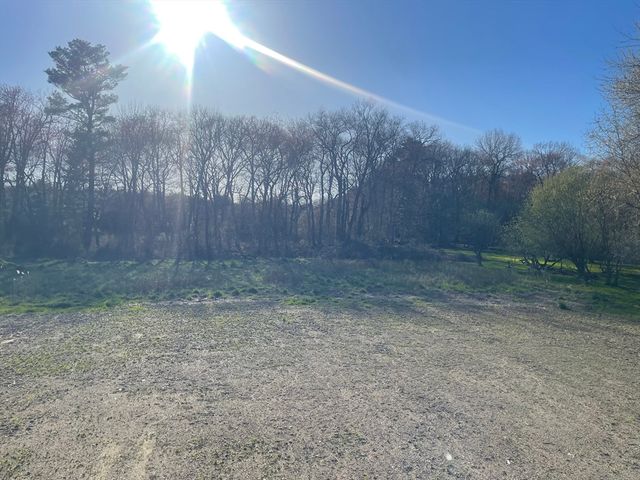 236 Elm St, East Bridgewater, MA 02333