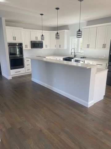 236 Elm St, East Bridgewater, MA 02333