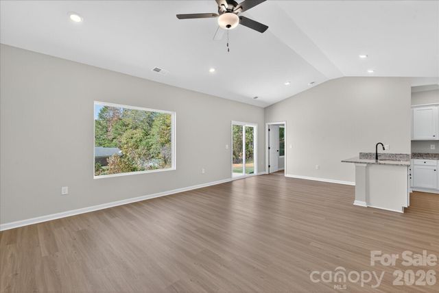 3633 Saddlebred Drive, Gastonia, NC 28052