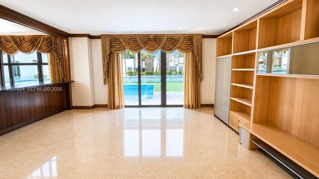 9801 Collins Ave 3U, Bal Harbour, FL 33154