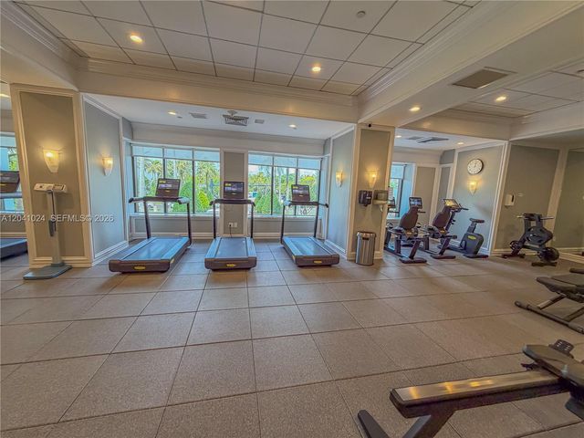9801 Collins Ave 3U, Bal Harbour, FL 33154