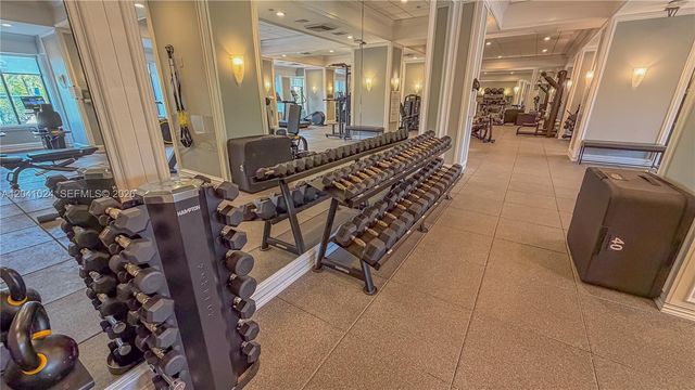 9801 Collins Ave 3U, Bal Harbour, FL 33154