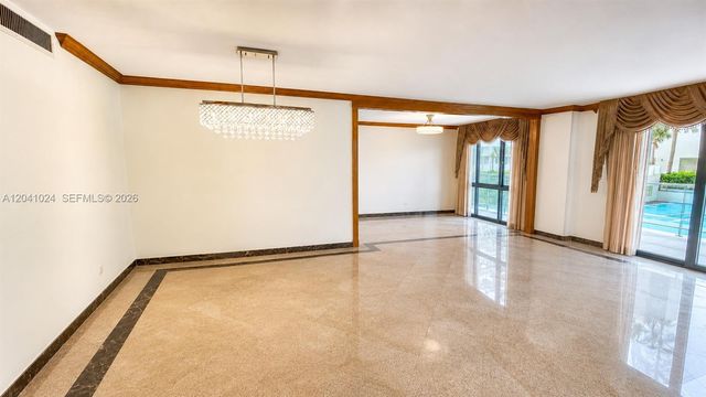 9801 Collins Ave 3U, Bal Harbour, FL 33154