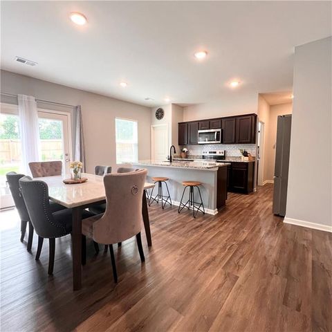 218 Shepard Drive, Dawsonville, GA 30534