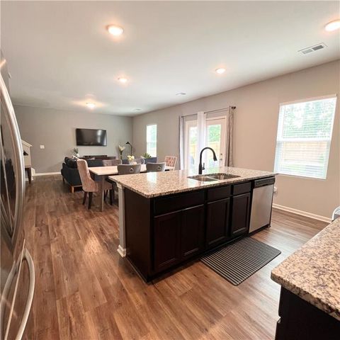 218 Shepard Drive, Dawsonville, GA 30534