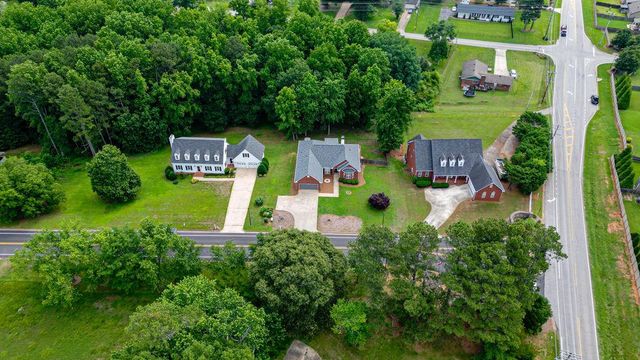 3604 Maple Forge Lane, Gainesville, GA 30504