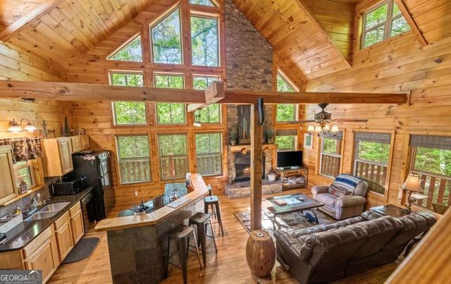 2239 Dean Mountain Road, Cleveland, GA 30528