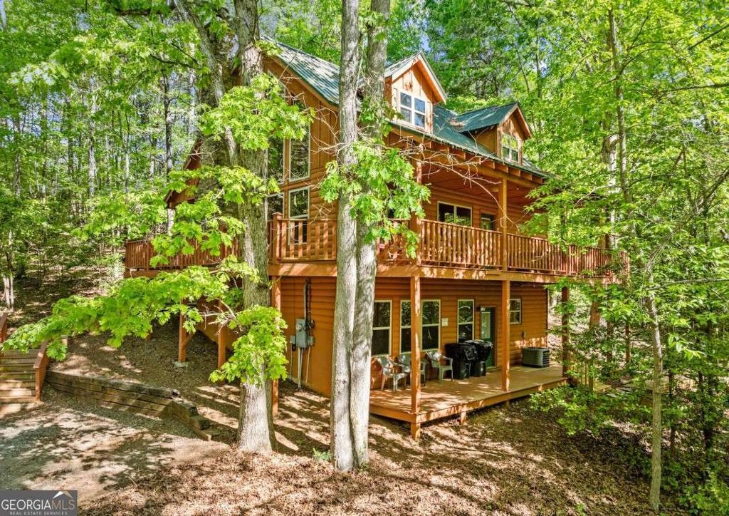 2239 Dean Mountain Road, Cleveland, GA 30528