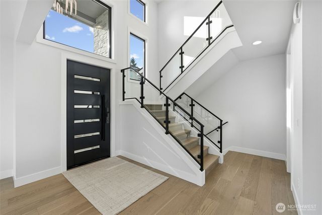 16068 SE 44TH Court, Bellevue, WA 98006