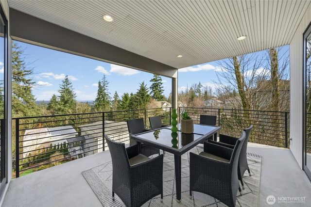 16068 SE 44TH Court, Bellevue, WA 98006