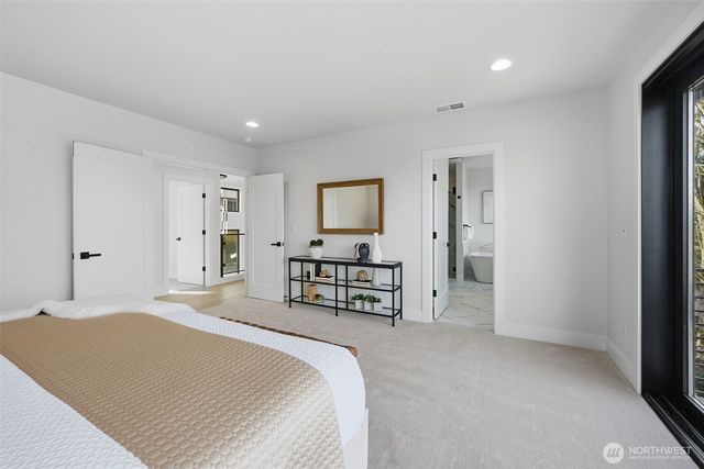 16068 SE 44TH Court, Bellevue, WA 98006