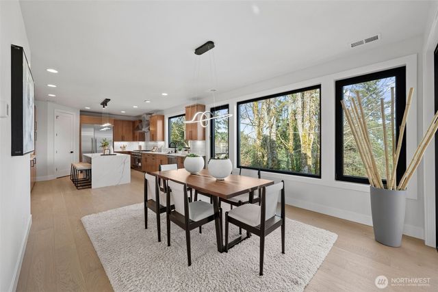 16068 SE 44TH Court, Bellevue, WA 98006