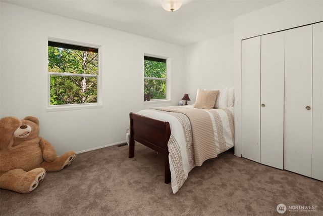 7805 186th Street SW, Edmonds, WA 98026