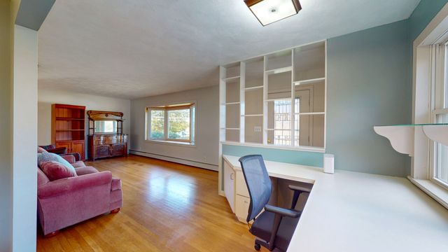 5 Faulkner Drive, Waterford, CT 06375