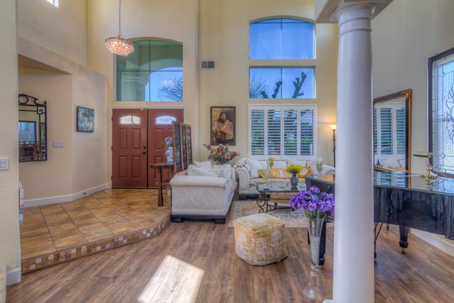 9351 Lufkin Way, Elk Grove, CA 95758