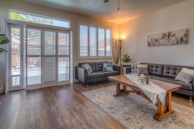 9351 Lufkin Way, Elk Grove, CA 95758