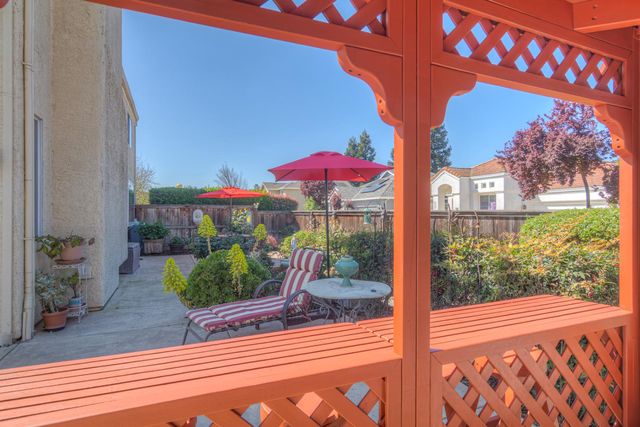 9351 Lufkin Way, Elk Grove, CA 95758