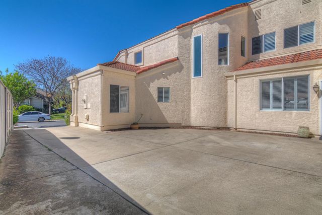 9351 Lufkin Way, Elk Grove, CA 95758