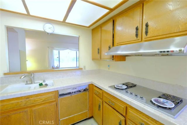 5132 Aspen, Montclair, CA 91763