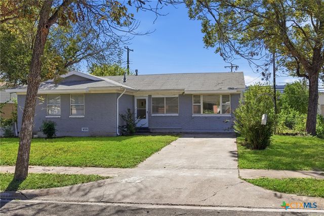 3300 Lake Travis Avenue, Killeen, TX 76543