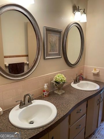 2024 Flat Rock Road, Stockbridge, GA 30281