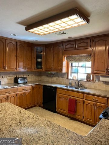 2024 Flat Rock Road, Stockbridge, GA 30281