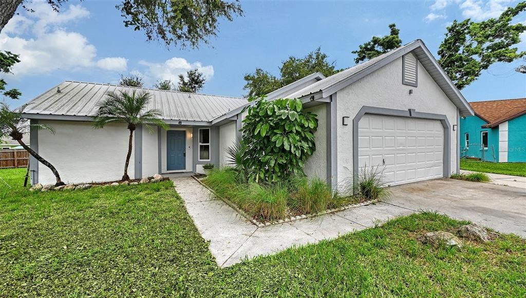 6313 8TH COURT E, Bradenton, FL 34203