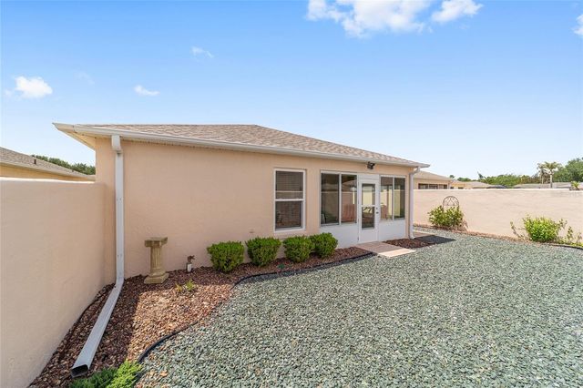2007 RIOS COURT, The Villages, FL 32159