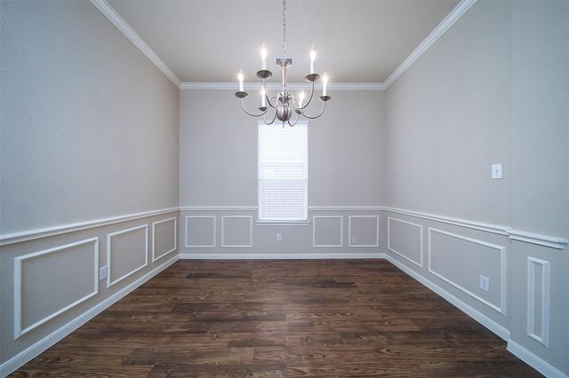 1014 Shadow Glenn Drive, Conroe, TX 77301