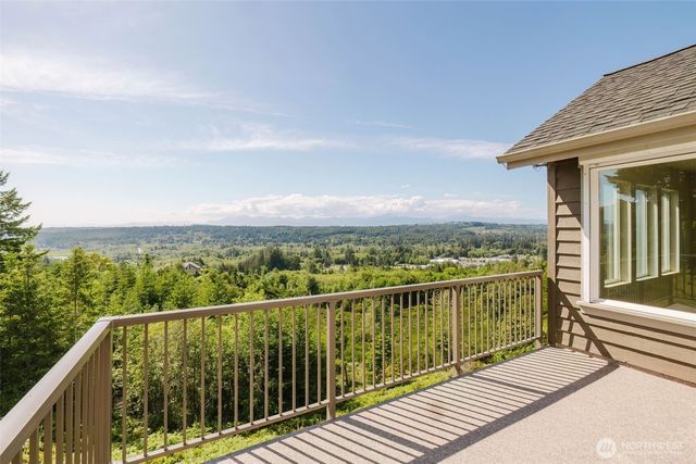 90 NE Daybreak Drive, Belfair, WA 98528