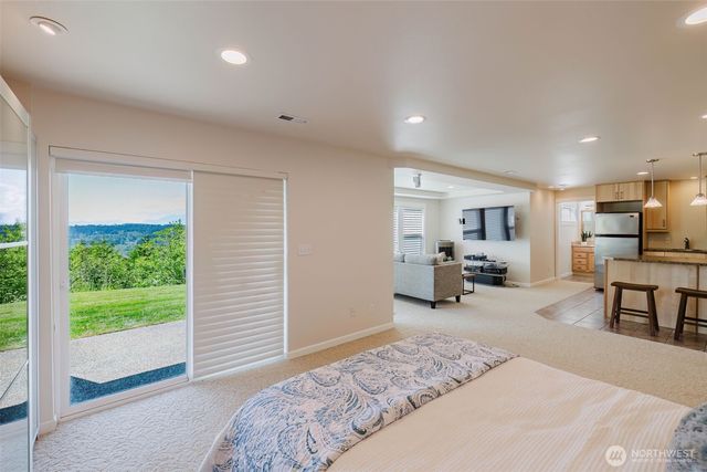 90 NE Daybreak Drive, Belfair, WA 98528