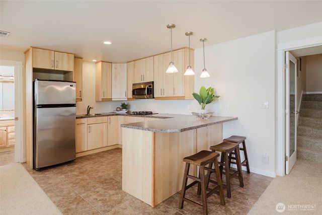 90 NE Daybreak Drive, Belfair, WA 98528