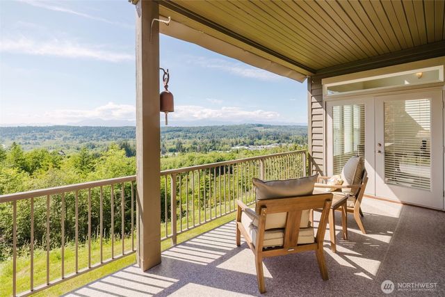 90 NE Daybreak Drive, Belfair, WA 98528