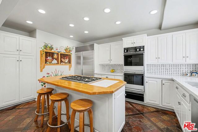 444 Loring Avenue, Los Angeles, CA 90024