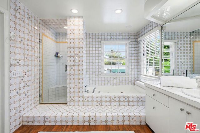 444 Loring Avenue, Los Angeles, CA 90024