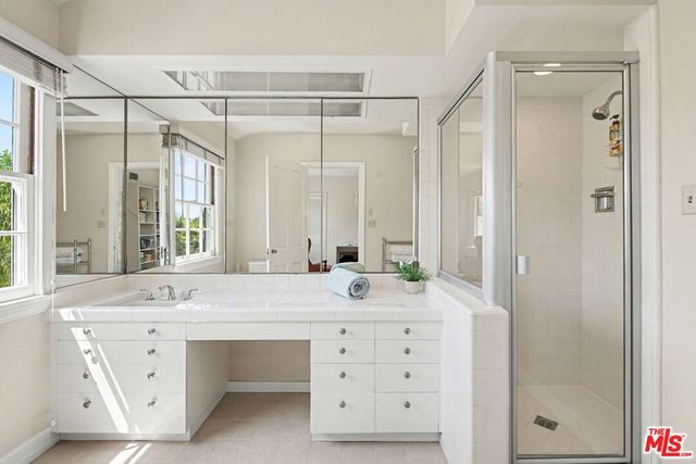 444 Loring Avenue, Los Angeles, CA 90024