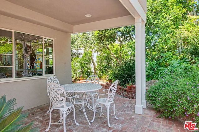 444 Loring Avenue, Los Angeles, CA 90024