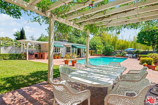 444 Loring Avenue, Los Angeles, CA 90024