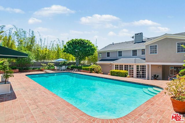 444 Loring Avenue, Los Angeles, CA 90024