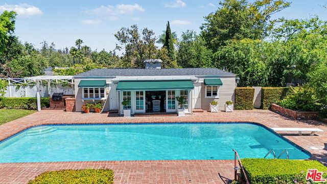 444 Loring Avenue, Los Angeles, CA 90024