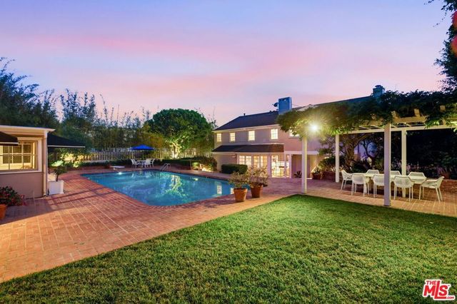 444 Loring Avenue, Los Angeles, CA 90024
