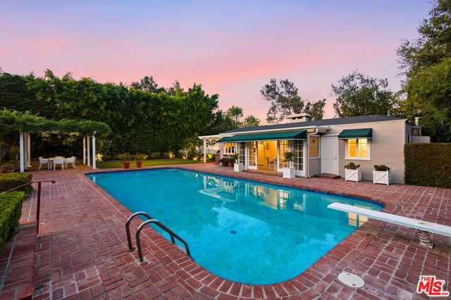 444 Loring Avenue, Los Angeles, CA 90024