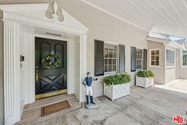444 Loring Avenue, Los Angeles, CA 90024