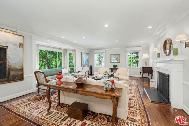 444 Loring Avenue, Los Angeles, CA 90024