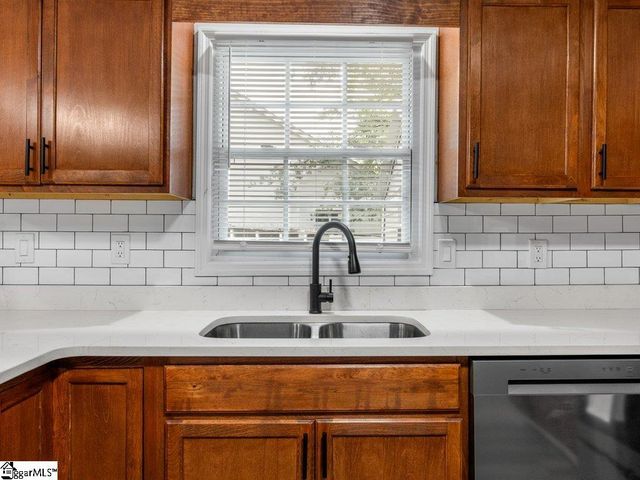 207 Poole Street, Woodruff, SC 29388
