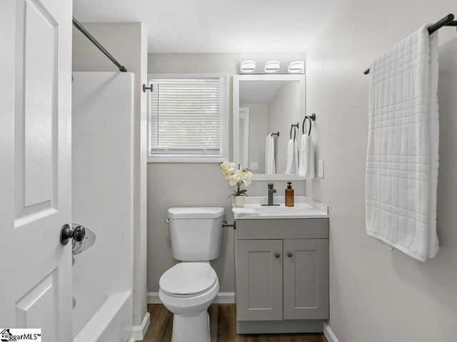 207 Poole Street, Woodruff, SC 29388