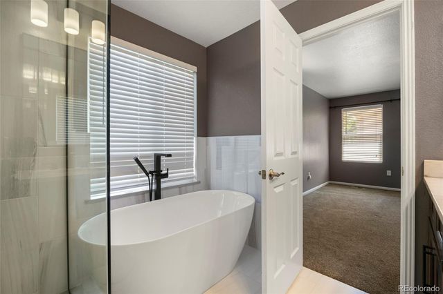 6458 Trappers Trail Avenue, Parker, CO 80134