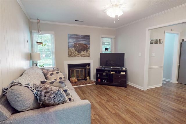 5308 WestRock Drive, Pfafftown, NC 27040