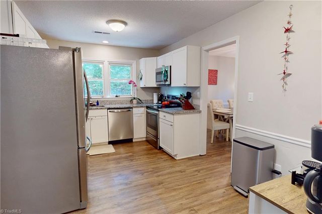 5308 WestRock Drive, Pfafftown, NC 27040